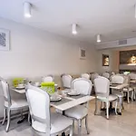 Via Marsaglia 3* Σαν Ρέμο